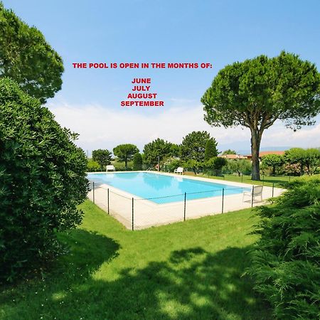 Tennis / Pool / Barbecue Bardolino Exterior photo