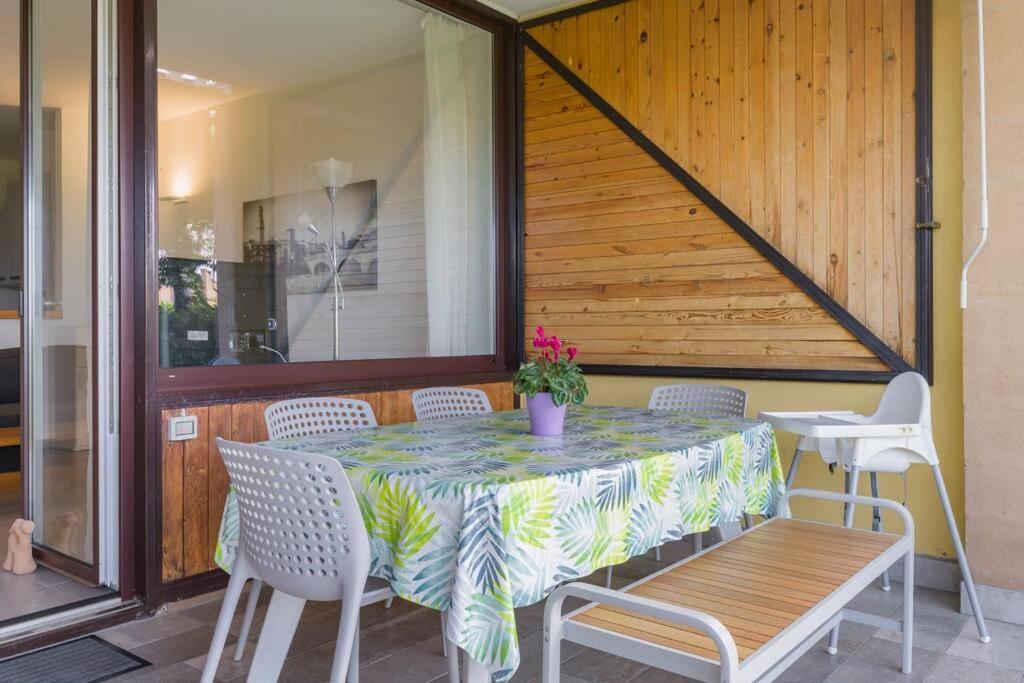Tennis / Pool / Barbecue Bardolino Exterior photo
