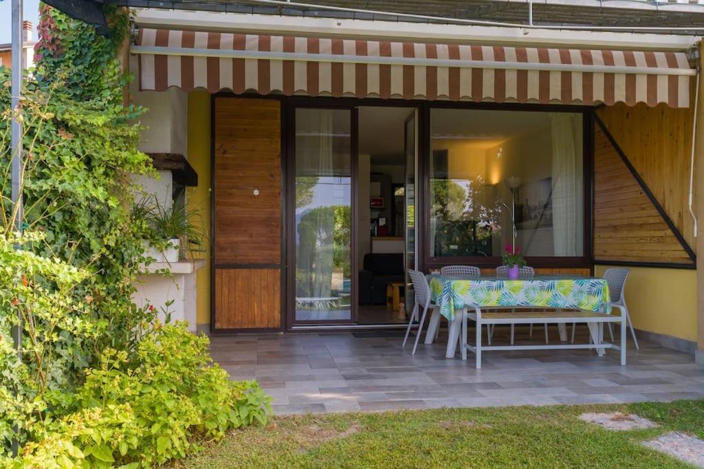 Tennis / Pool / Barbecue Bardolino Exterior photo